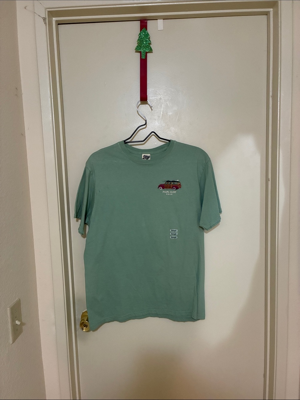Kauai Green Graphic Surf Tee